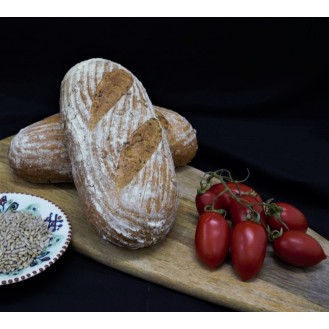 Pâine artizanală intermediară cu semințe
